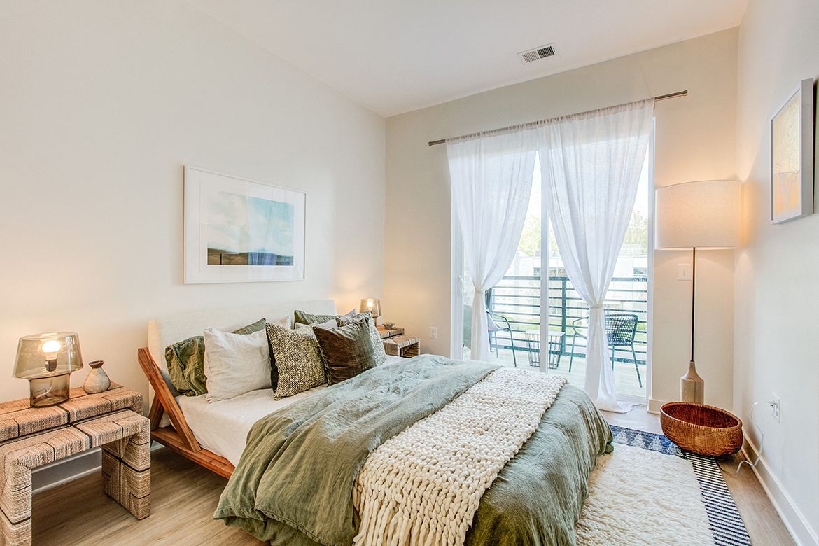 Apartments in Arlington VA | Centro Arlington Apartments | Photos